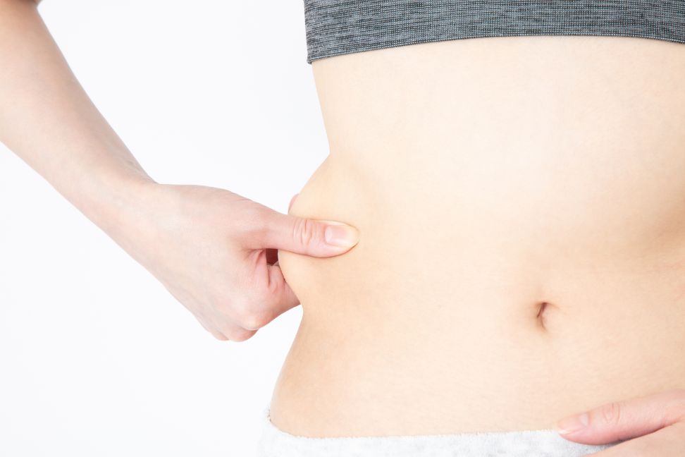 内臓脂肪は筋トレで落ちる？
